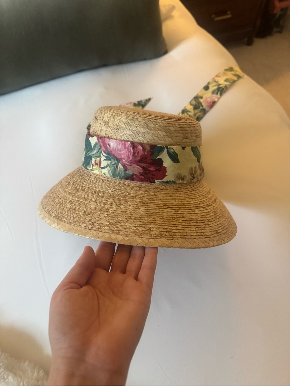 Sarah Bray Bermuda Hat with removable floral tie